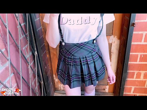 ❤️ Schulmädchen saugt ihren Schwanz tief und fickt statt Unterricht. ️ Anal video bei uns de.porncomixone.ru ❌