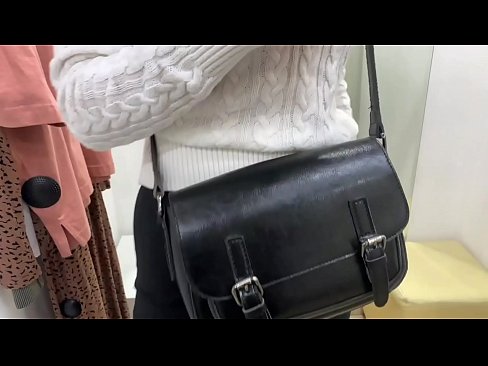 ❤️ Öffentliche Masturbation der jungen Schlampe FeralBerry mit einem Dildo in der Umkleidekabine ️ Anal video bei uns de.porncomixone.ru ❌